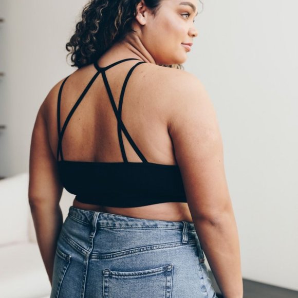 Seamless High Neck Strappy Back Brami Plus - Picture 11 of 11